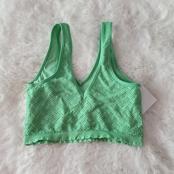 💚AERIE SUPERCHILL SEAMLESS BRA TOP SIZE S - Picture 8 of 8